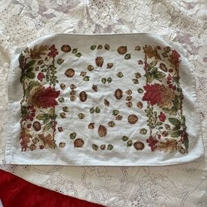 Cecil Saydah Fall‎ Harvest Kitchen Towel Cotton Acorns Leaves Berries White